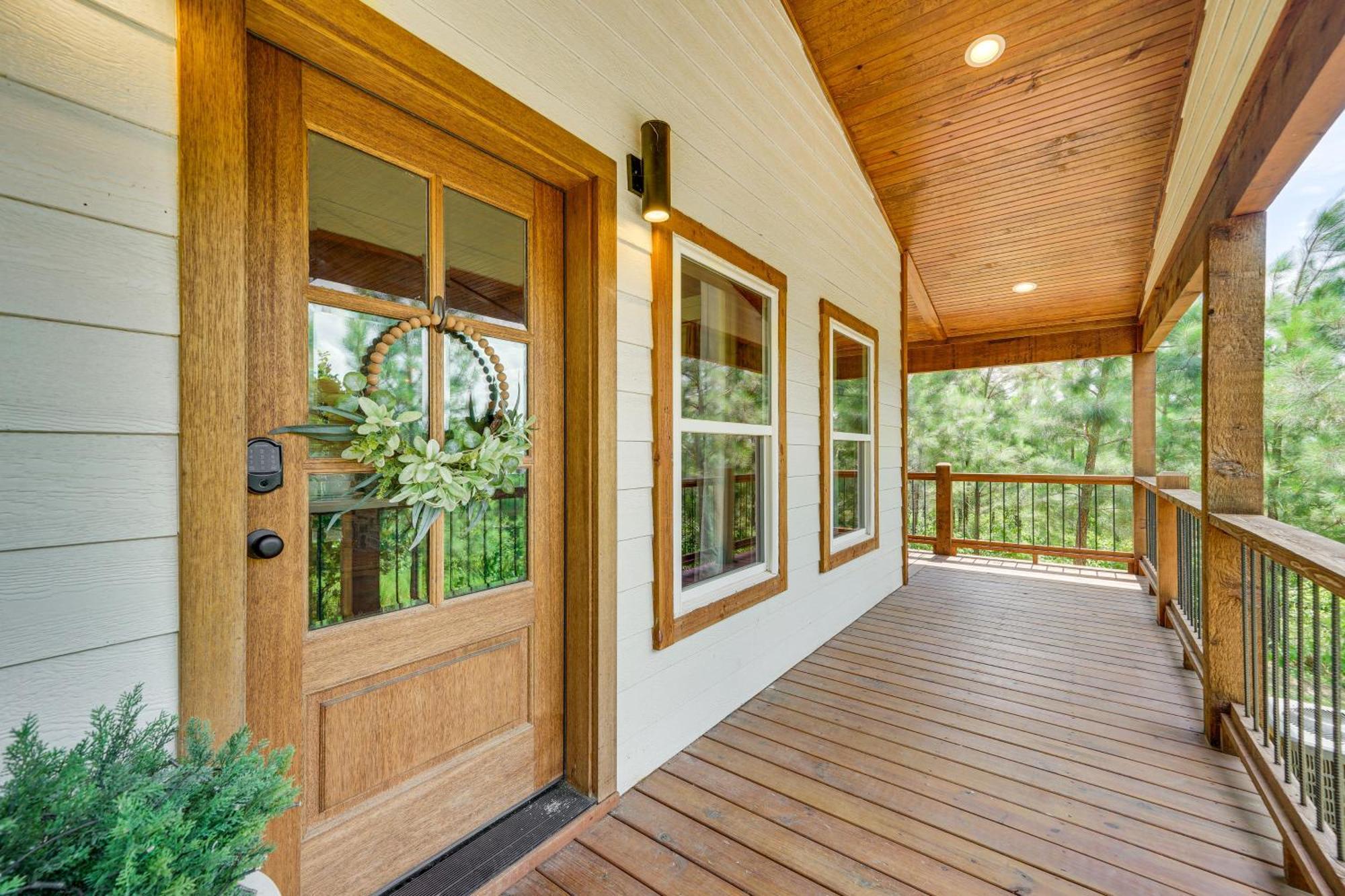 Tree-Lined Broken Bow Studio With Private Hot Tub! Extérieur photo